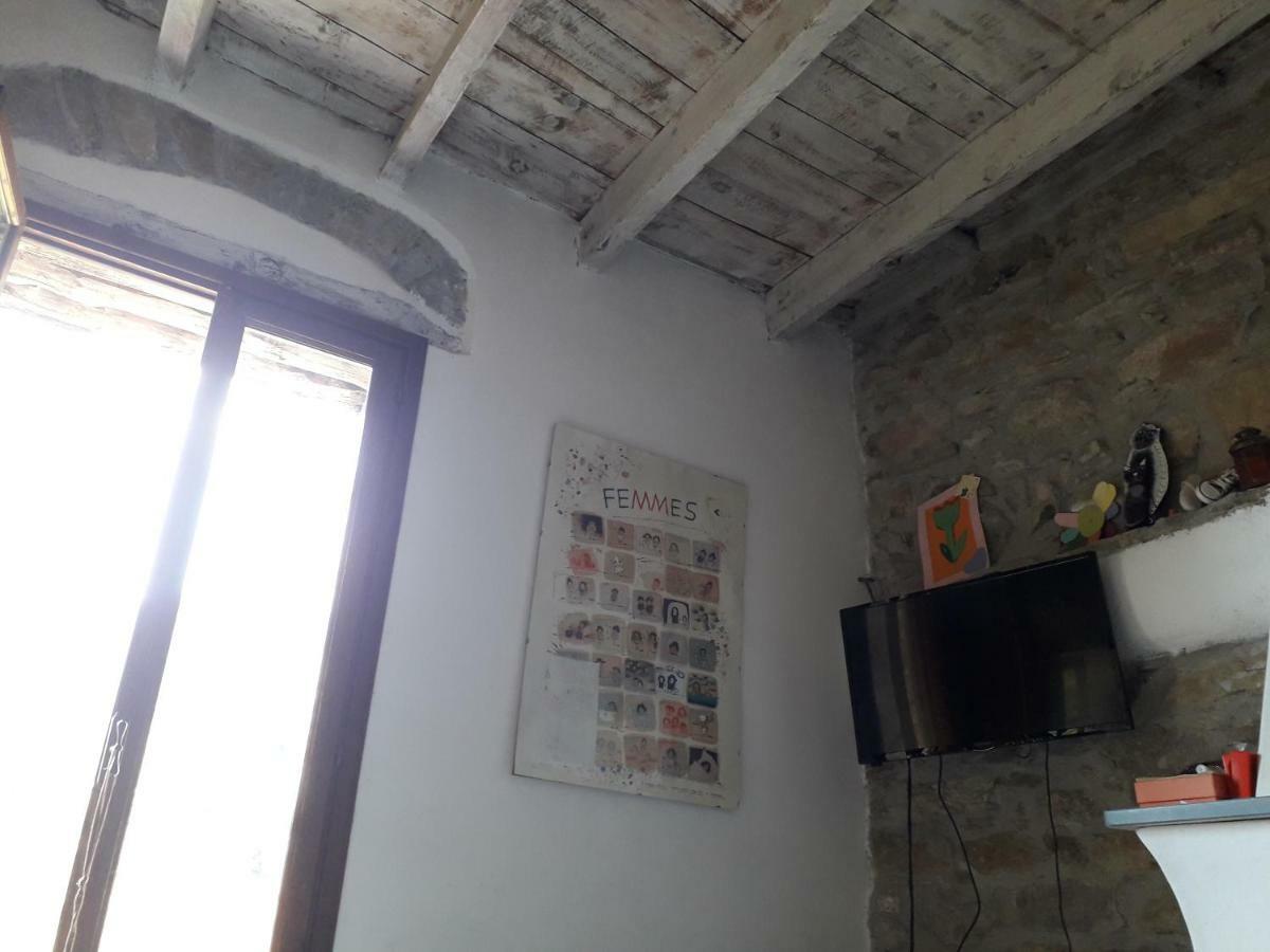 Moki Apricale Villa Buitenkant foto